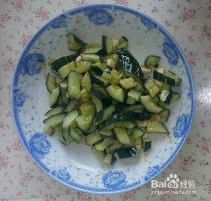 凉拌黄瓜的做法视频,清爽夏日必备