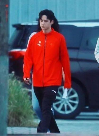 王一博吃瓜爆料最新消息,娱乐圈惊天大瓜，真相即将揭晓！